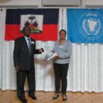 Michèle Douyon qui a présidé l’AQANU de 2013 à 2015 était
également présente pour recevoir son certificat.
 (Photo Pierre Gosselin)